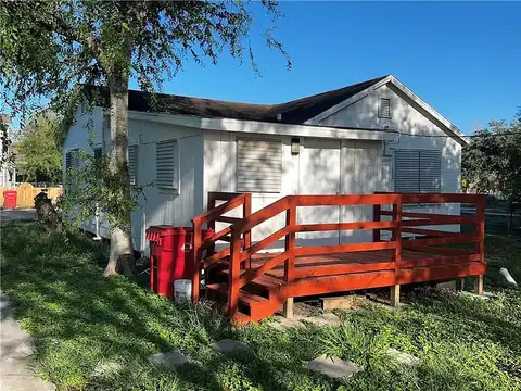 Jackson, ROBSTOWN, TX 78380