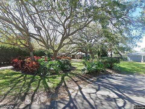 Rosery, BELLEAIR, FL 33756
