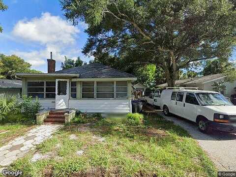 12Th, SAINT PETERSBURG, FL 33701