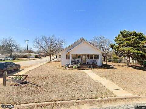 S Graham St, Henrietta, TX 76365