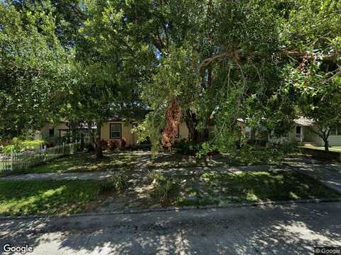 13Th, SAINT PETERSBURG, FL 33704