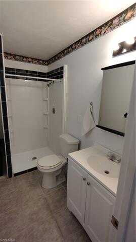 1St, BONITA SPRINGS, FL 34134