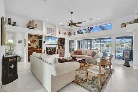 Apataki, MARCO ISLAND, FL 34145
