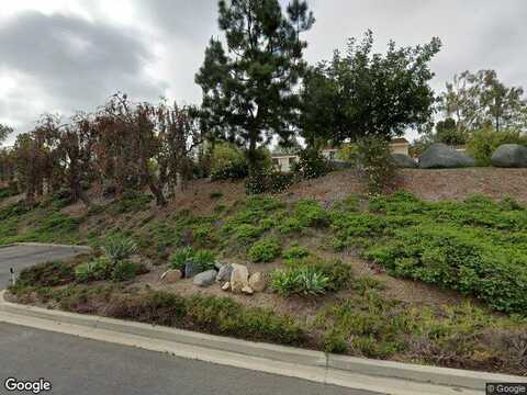 Penina, POWAY, CA 92064