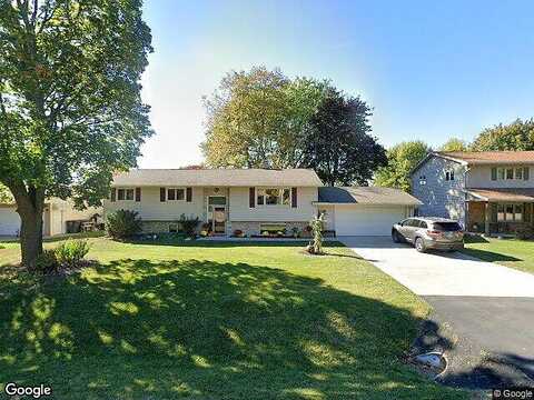 Home, MENASHA, WI 54952