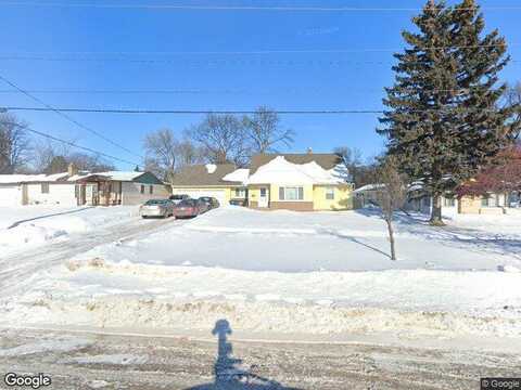 12Th, MOORHEAD, MN 56560