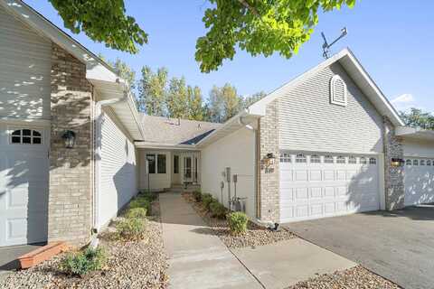 Eagan Oaks, SAINT PAUL, MN 55123