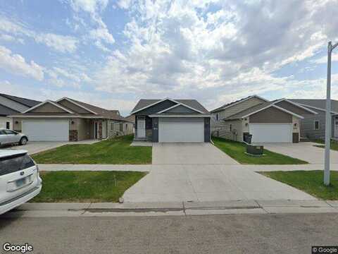 17Th, MOORHEAD, MN 56560