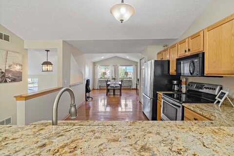 Running Brook, SAINT PAUL, MN 55122