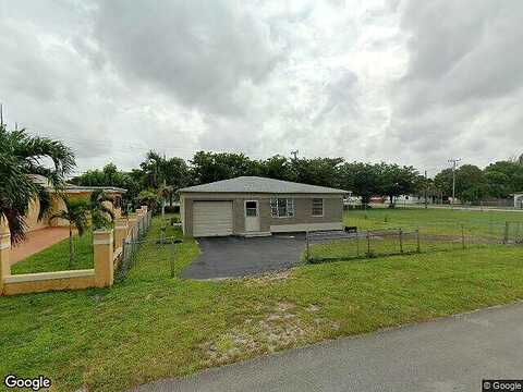 213Th, MIAMI GARDENS, FL 33056
