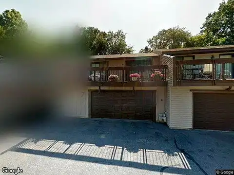 River Woods, BURNSVILLE, MN 55337