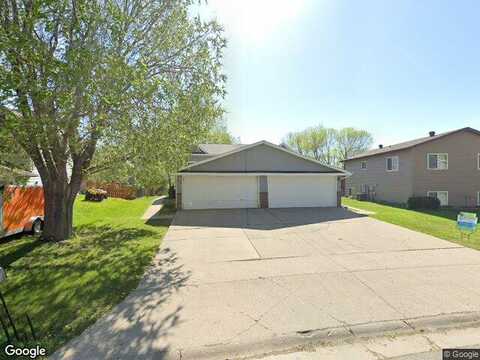 26Th Street, MOORHEAD, MN 56560