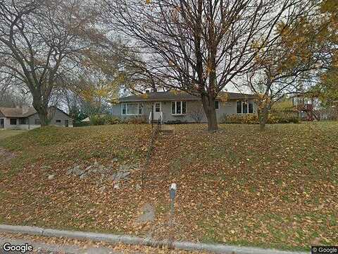 Tremont, MAUSTON, WI 53948
