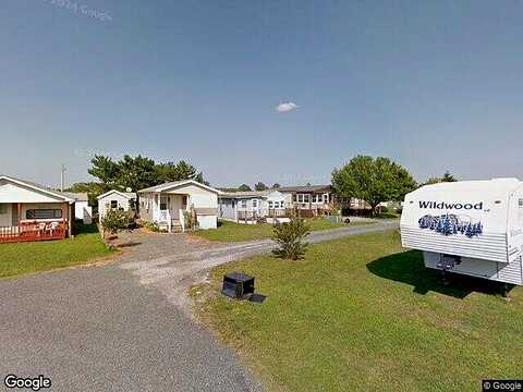 Bay Front, CHINCOTEAGUE ISLAND, VA 23336