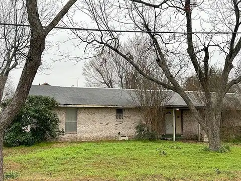 Main, MEXIA, TX 76667