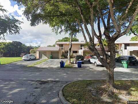 205Th, MIAMI, FL 33179