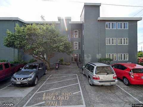 E Lynn St, Seattle, WA 98102