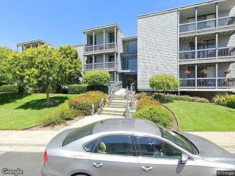 Port Dr, San Mateo, CA 94404