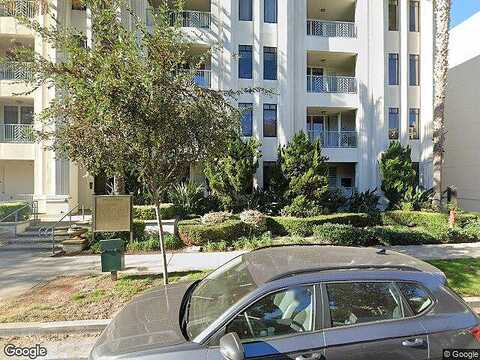 Crescent Park W, Playa Vista, CA 90094