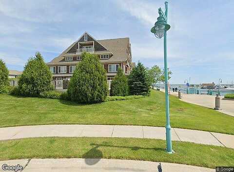 Gas Light Dr, Racine, WI 53403