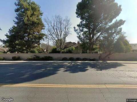 El Portal Dr, Bakersfield, CA 93309