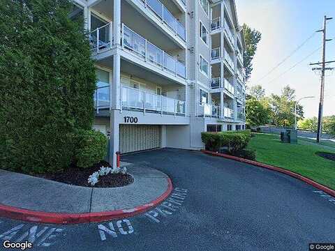 Lake Washington Blvd N, Renton, WA 98056