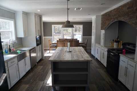 Amelia, HEMPHILL, TX 75948