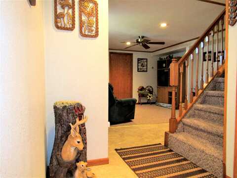 Munz, LONE ROCK, WI 53556