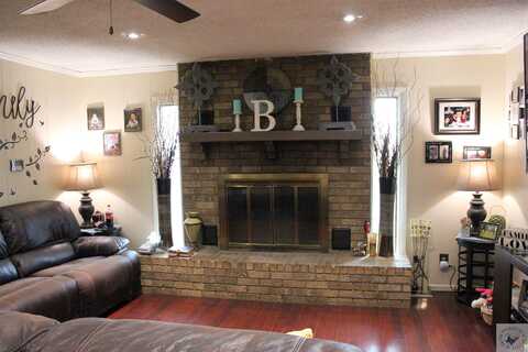 Reece, ATLANTA, TX 75551