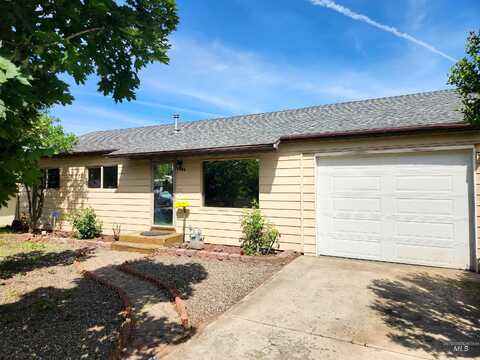 14Th, CLARKSTON, WA 99403