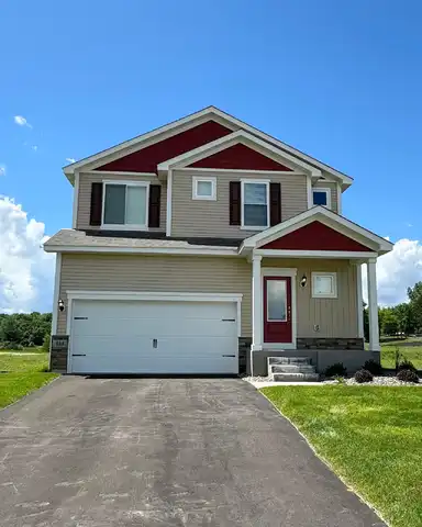 Spruce Street N, Cambridge, MN 55008