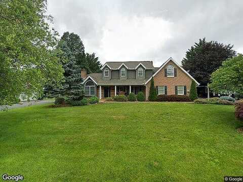 Saint Andrews, CHAMBERSBURG, PA 17202