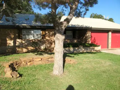Longhorn, LEVELLAND, TX 79336