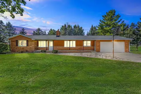 Twain, CHILTON, WI 53014