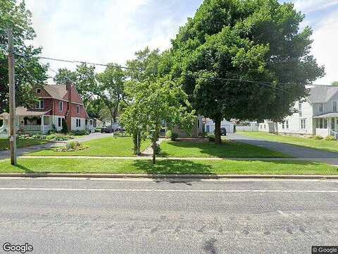 Main, FORT ATKINSON, WI 53538