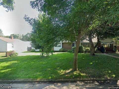 8Th, SAINT CLOUD, MN 56304