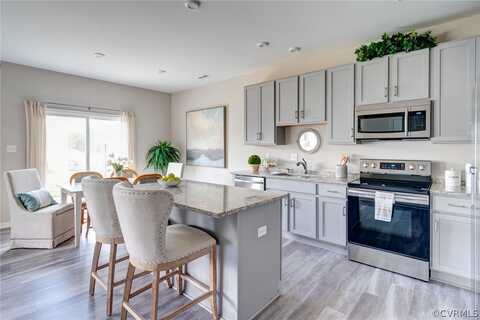 Ellingshire, CHESTER, VA 23831