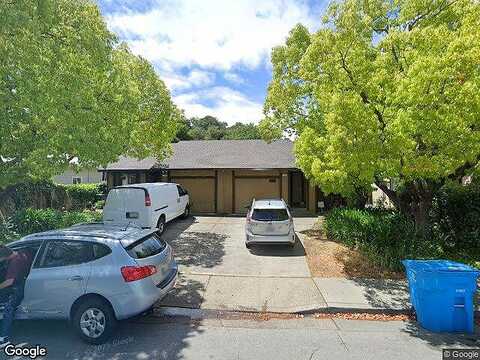4Th St, Novato, CA 94945