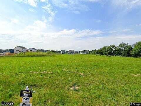 Mandarin Dr #249, CHAMBERSBURG, PA 17202