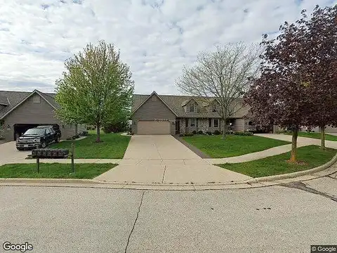 Pin Oak, JACKSON, WI 53037