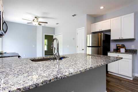 Wanda, HASTINGS, FL 32145