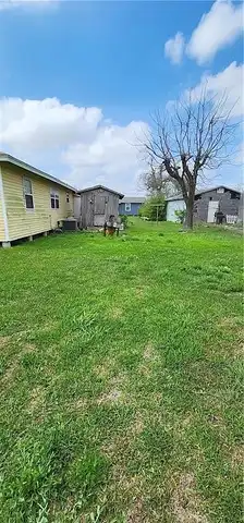 Avenue B, ROBSTOWN, TX 78380
