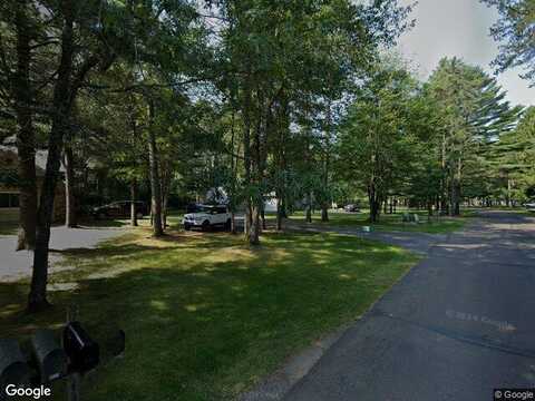 White Pine Ln, Woodruff, WI 54568