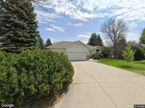 River Oak, MOORHEAD, MN 56560