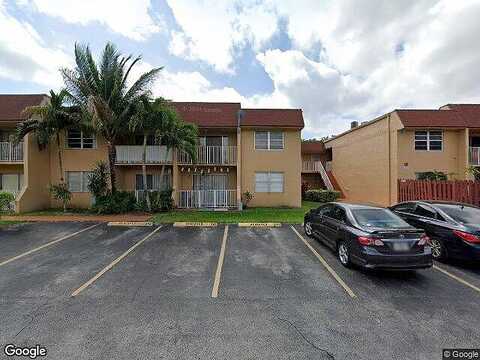 N Kendall Dr, Miami, FL 33176