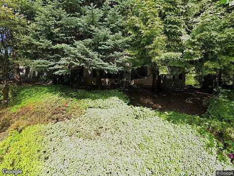 W Burnside St, Portland, OR 97210