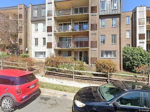 7Th Rd S, Arlington, VA 22204