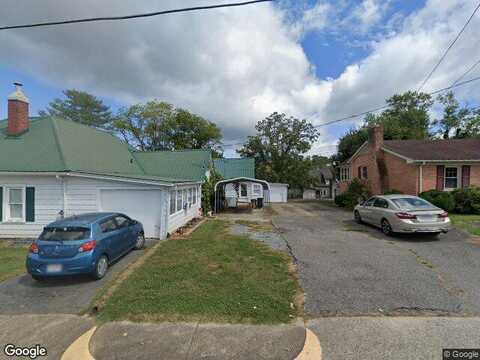 Calhoun St, Galax, VA 24333
