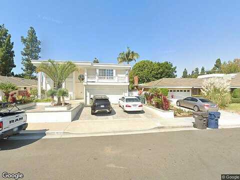 Queensport Ln, Huntington Beach, CA 92646