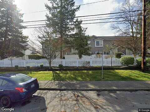 Holly Dr, Everett, WA 98204